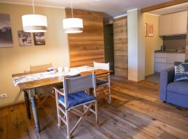 Nuovo Appartamento moderno a Cogne, apartment in Cogne