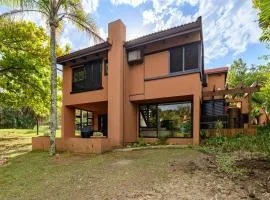 San Lameer Villa 2908 - 3 Bedroom Superior - 6 pax - San Lameer Rentals Agency