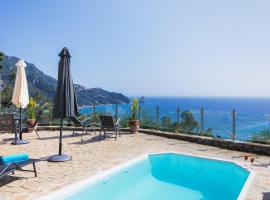 Noir Luxury Suite by CorfuEscapes, luxury hotel sa Corfu Town