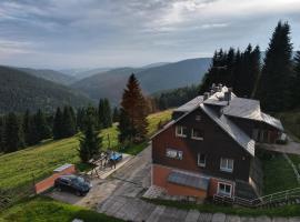 Penzion U Kotle, hotel with parking in Horni Misecky