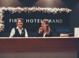 First Hotel Grand Falun, khách sạn ở Falun