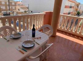 Lovely Apartment in Chilches, hotel v mestu Xilxes
