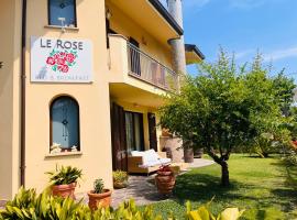 Villa Le Rose - 5 minuti dal mare e Misano World Circuit, B&B in Misano Adriatico