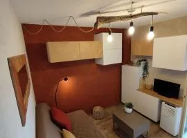 Les CHÊNES appartement climatisé avec terrasse à 8mn à pieds de la plage