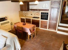 Appartamento toscano Pelago - Firenze, hotel a Pelago