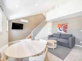Lisbon Oriente Suites by Olala Homes
