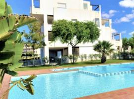 2-Bed Penthouse Apartment, hotel din Roldán