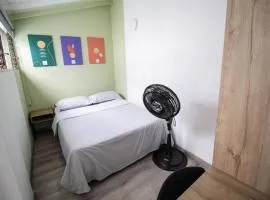 Hospedaje privado cerca a Provenza en el Poblado - M301 By Roots Rentals