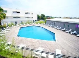 studio climatisé avec piscine Parking Tram