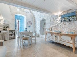 Bianco Calce - Ostuni, готель у місті Остуні