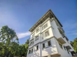 Hotel O Muktesh Chandra