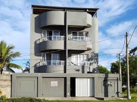 Ed Bertholi - Vista lateral do mar com garagem, appartement à Serra