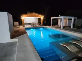 Pergola´s Road House