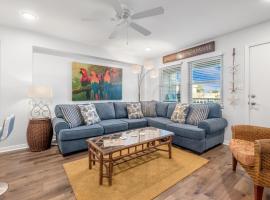 Sunrise Villa 101 - Pool & Boardwalk to the beach, spahotell i Port Aransas