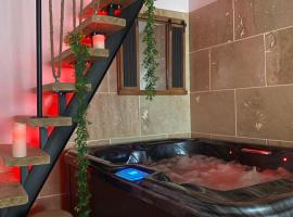 Maison avec JACUZZI Privatif, L'Antre 2, WIFI,TV,CLIM, wellness hotel v destinaci Bessan