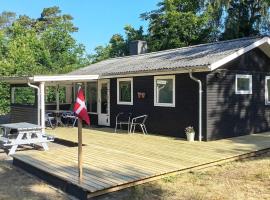 Holiday home Rønde XXIV, sewaan penginapan di Rønde