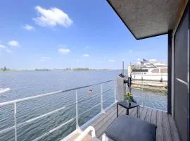 Jopies Houseboat
