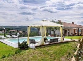 Amazing Home In Amelia With Outdoor Swimming Pool, Wifi And 3 Bedrooms, hotel with pools in Amelia