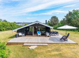 4 person holiday home in Hjørring-By Traum, hotel v destinácii Hjørring