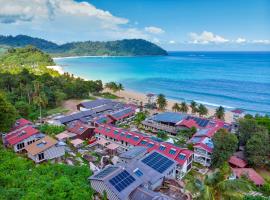 The Barat Tioman Beach Resort, παραλιακό ξενοδοχείο σε Kampong Juara