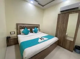 Hotel Apsara- Near J J Hospital Mumbai