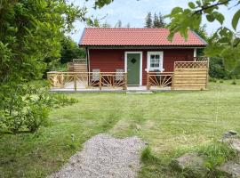 파르예스타덴에 위치한 홀리데이 홈 Newly built cozy cottage on the east side of Öland