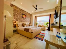 Hotel Tirath Lodge, Haridwar – hotel w mieście Haridwar