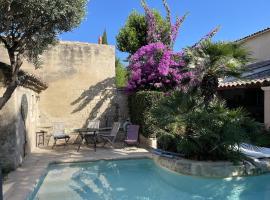 Oasis centre charme, holiday home in Montpellier