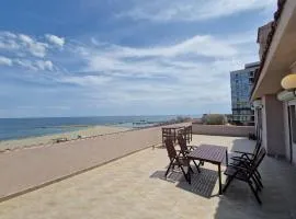 Leon Apartment