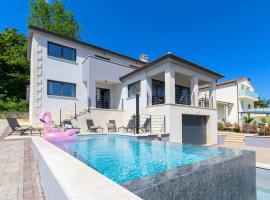 Villa VoriC by IstriaLux, hôtel à Svetvinčenat