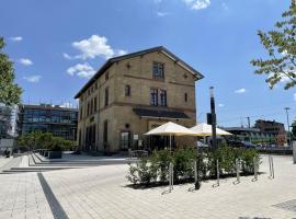 Hotel-am-Bahnhof Stuttgart-Ditzingen, hotel in Ditzingen