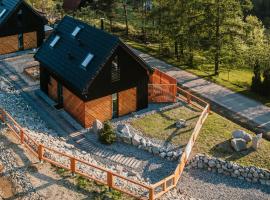 Projekt ŚWIT - domki z prywatną jacuzzi i sauną, hotel berdekatan Jastrzebica Ski Lift, Świnna