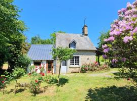 Remote country house Normandy，Le Mesnil-Gilbert的有停車位的飯店