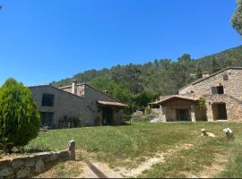 Masia cerca del río muga, Landhaus in Terrades