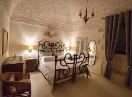 Locorotondo Stone House, hotel in Locorotondo