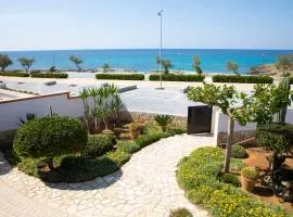 Villa Eleonora con piscina Fronte Mare