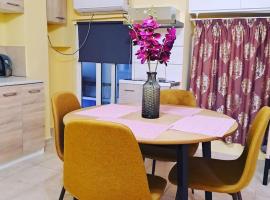 Zenia Home 1 Στην καρδιά της Πάτρας, hotel em Patra