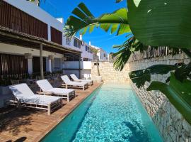 S´Estancia Suites, hotel in Es Mercadal