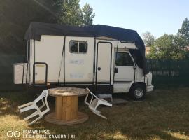 chambre en camping car, campsite in Saint-Jean-de-Monts
