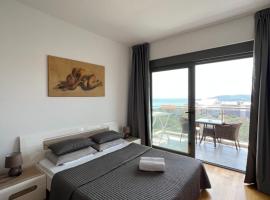 Paradise Apartments Becici: Bečići şehrinde bir aile oteli