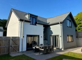 No 1 The Paddock, pet-friendly hotel in Bude