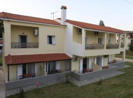 Yiannis Studios, hotel sa Troulos