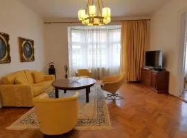 Veľký 3i apartmán v centre mesta