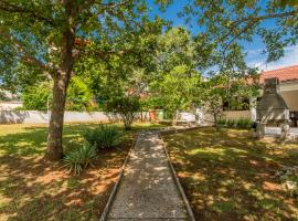 Apartment Dinka, Ferienwohnung in Čižići