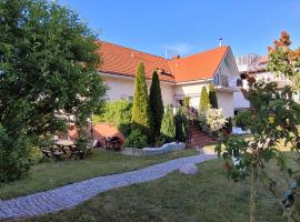 Dom Gościnny Wiki, hotel in Rewal