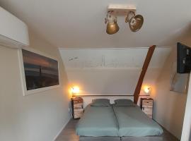 22up Bed & Koffie, hotel i Den Burg