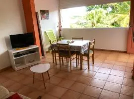 Appartement charmant à Sainte-Anne - 45 m² avec vue sur le jardin