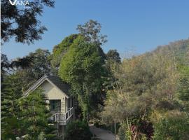 VANA Homestay: Ban Tai, Queen Sirikit Botanic Garden yakınında bir otel