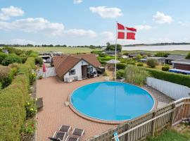 Nice Home In Kirke Sby With 3 Bedrooms, Wifi And Outdoor Swimming Pool, hótel í Kirke Såby