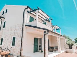 STONE HOUSE JEZERA, casa per le vacanze a Jezera